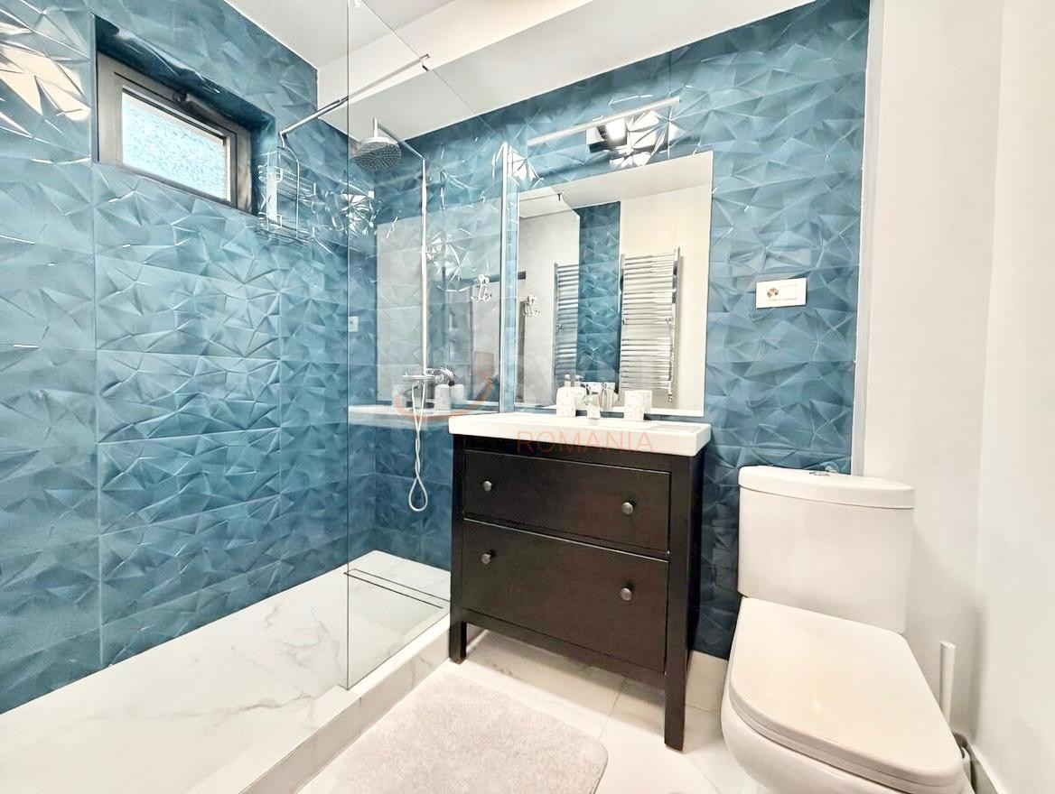 5 camere cu loc parcare subteran inclus Bucuresti/Herastrau