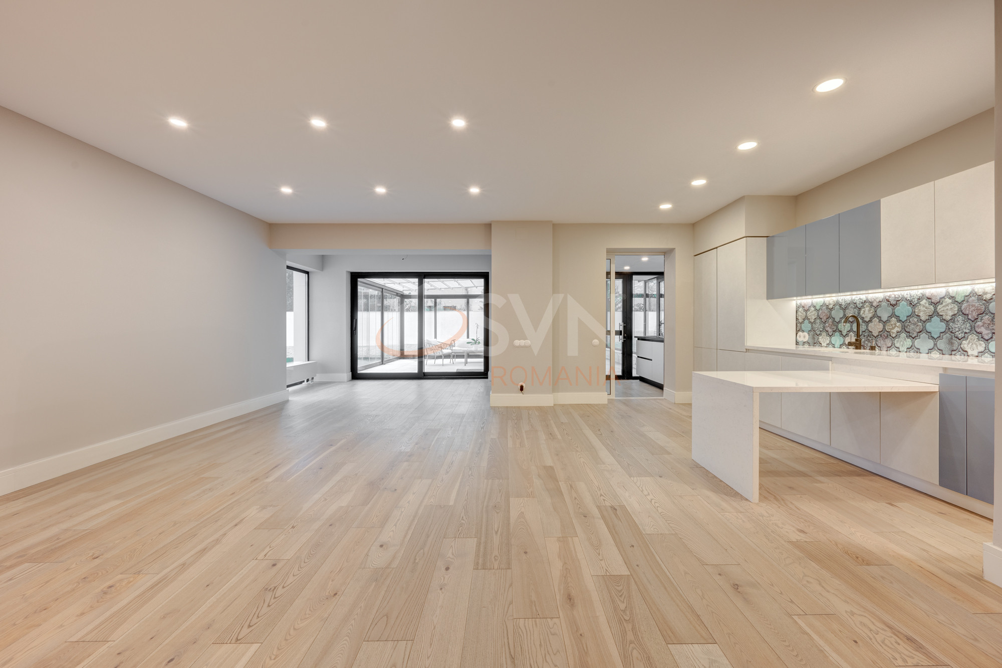 5 camere cu loc parcare subteran inclus Bucuresti/Pipera