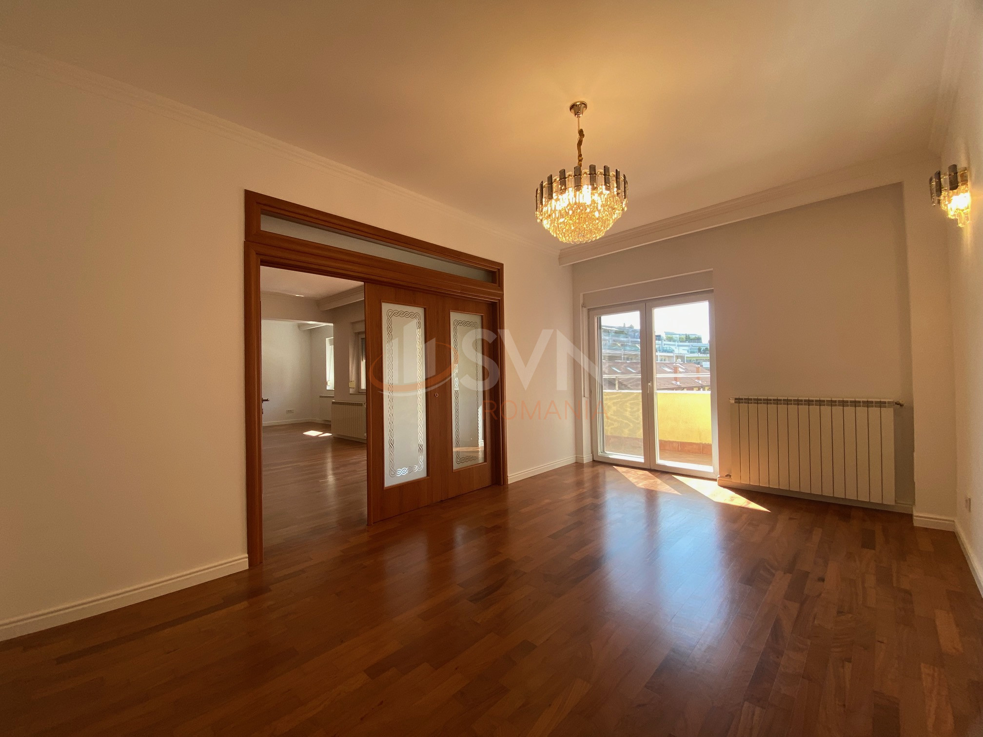 5 camere cu loc parcare subteran inclus Bucuresti/Herastrau