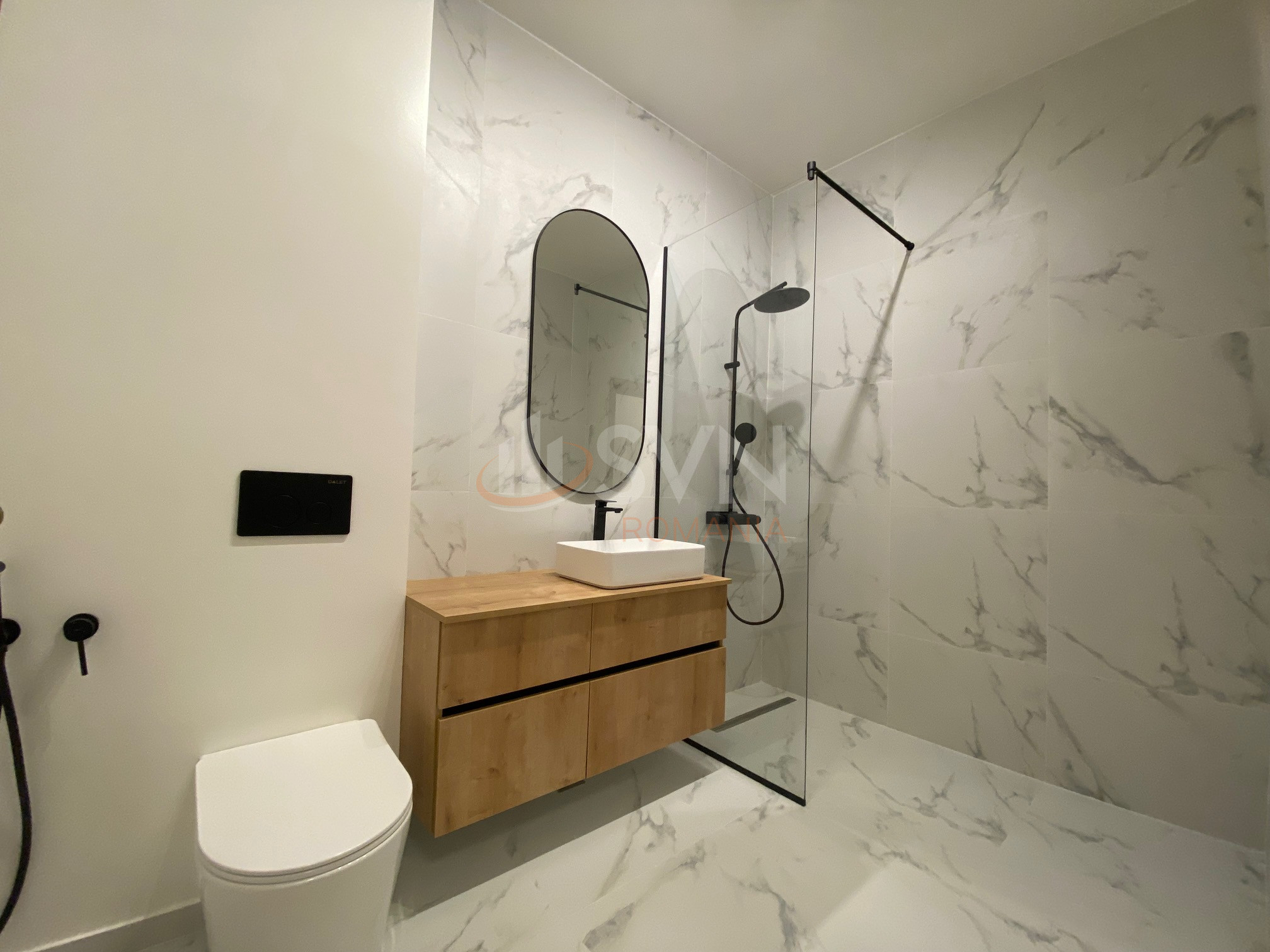 5 camere cu loc parcare subteran inclus Bucuresti/Herastrau