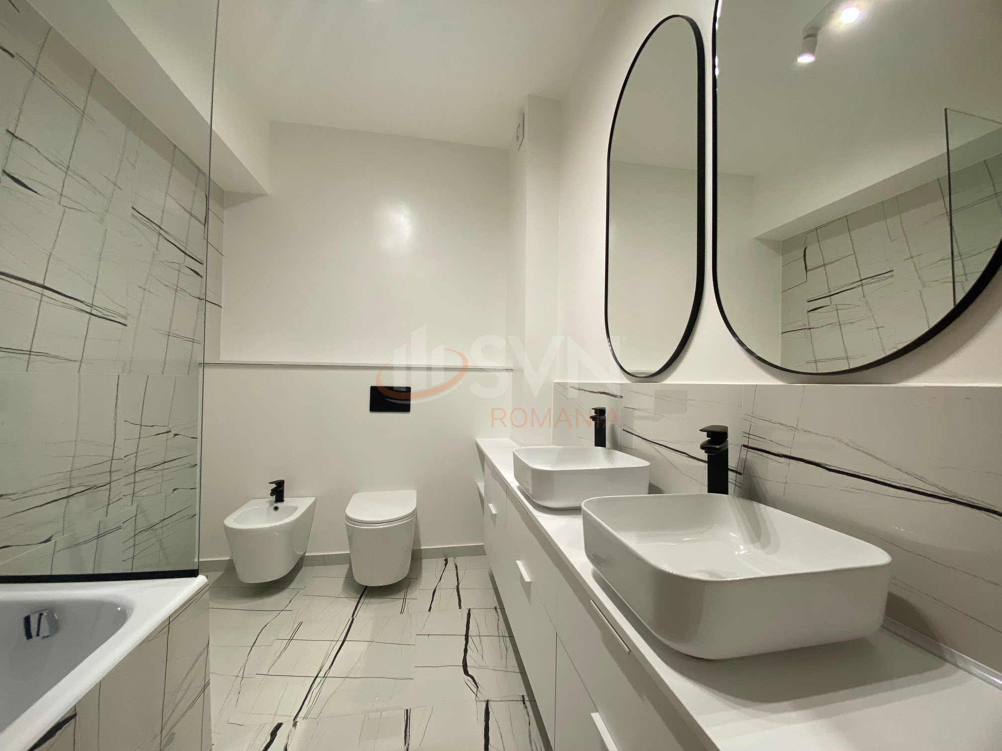 5 camere cu loc parcare subteran inclus Bucuresti/Herastrau