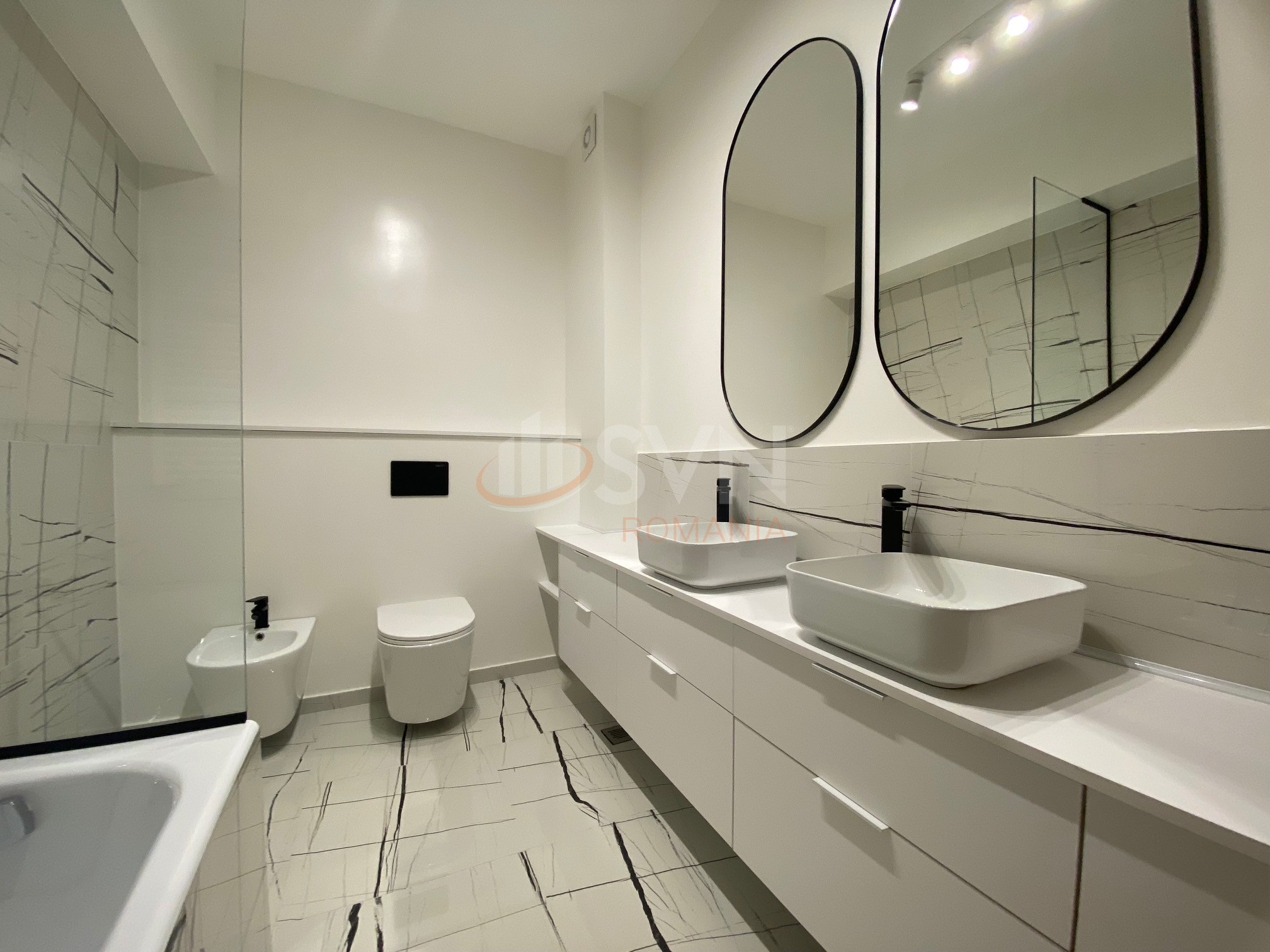 5 camere cu loc parcare subteran inclus Bucuresti/Herastrau