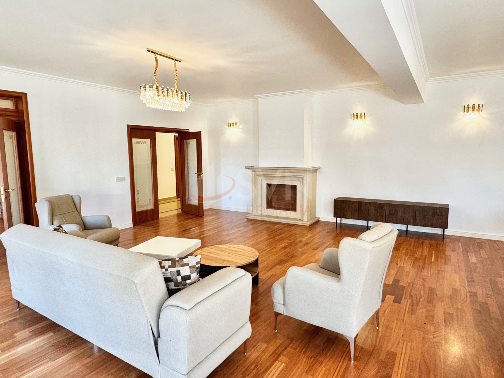 5 camere cu loc parcare subteran inclus Bucuresti/Herastrau