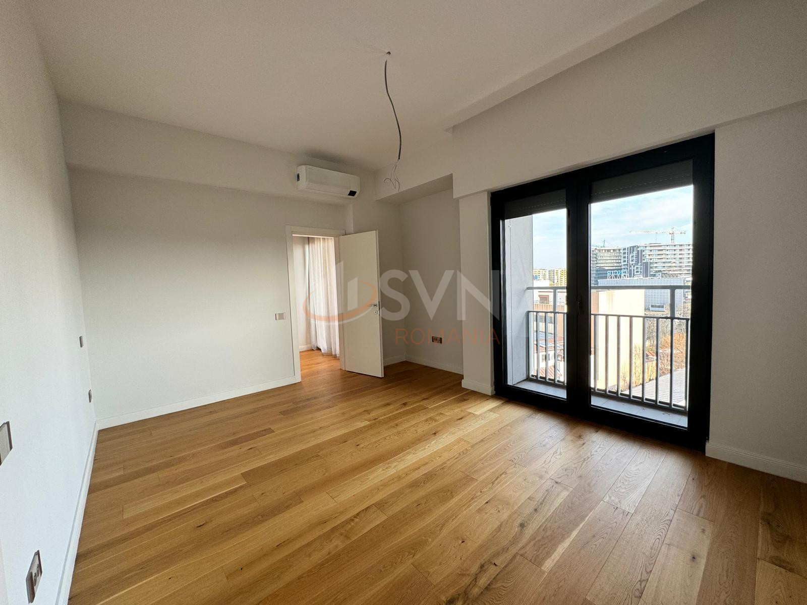 5 camere cu loc parcare subteran inclus Bucuresti/Herastrau