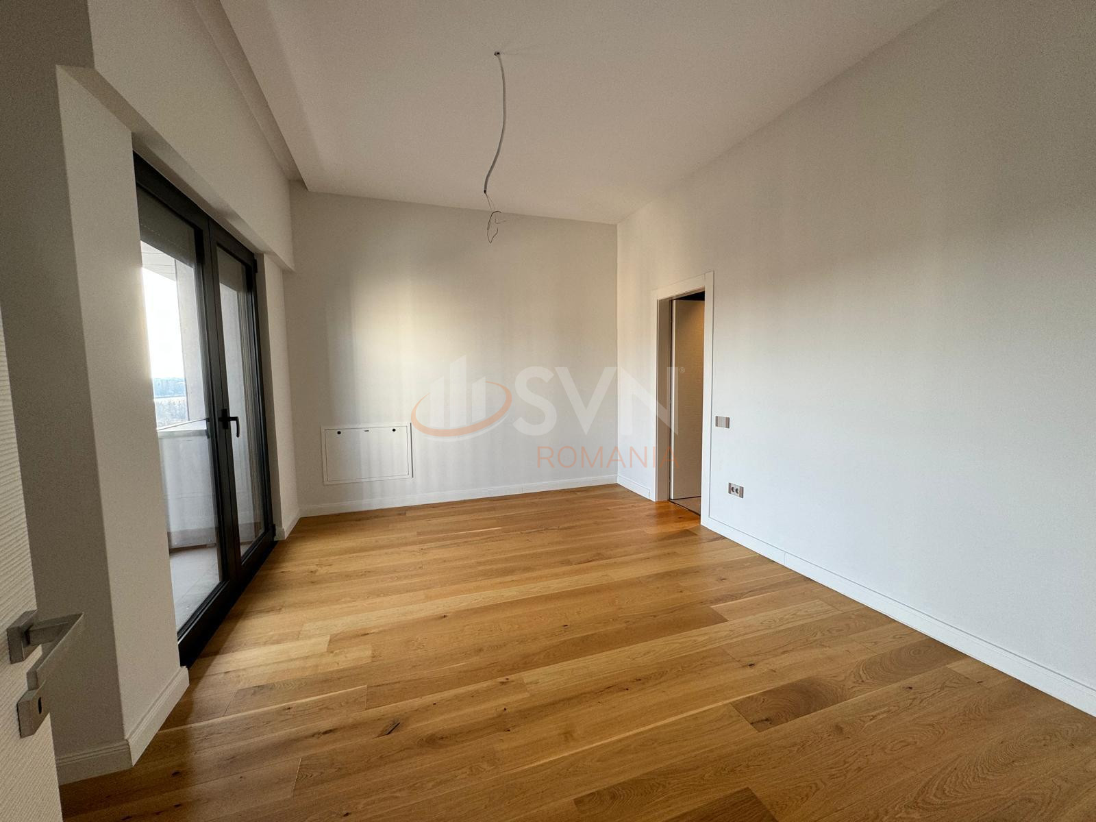 5 camere cu loc parcare subteran inclus Bucuresti/Herastrau