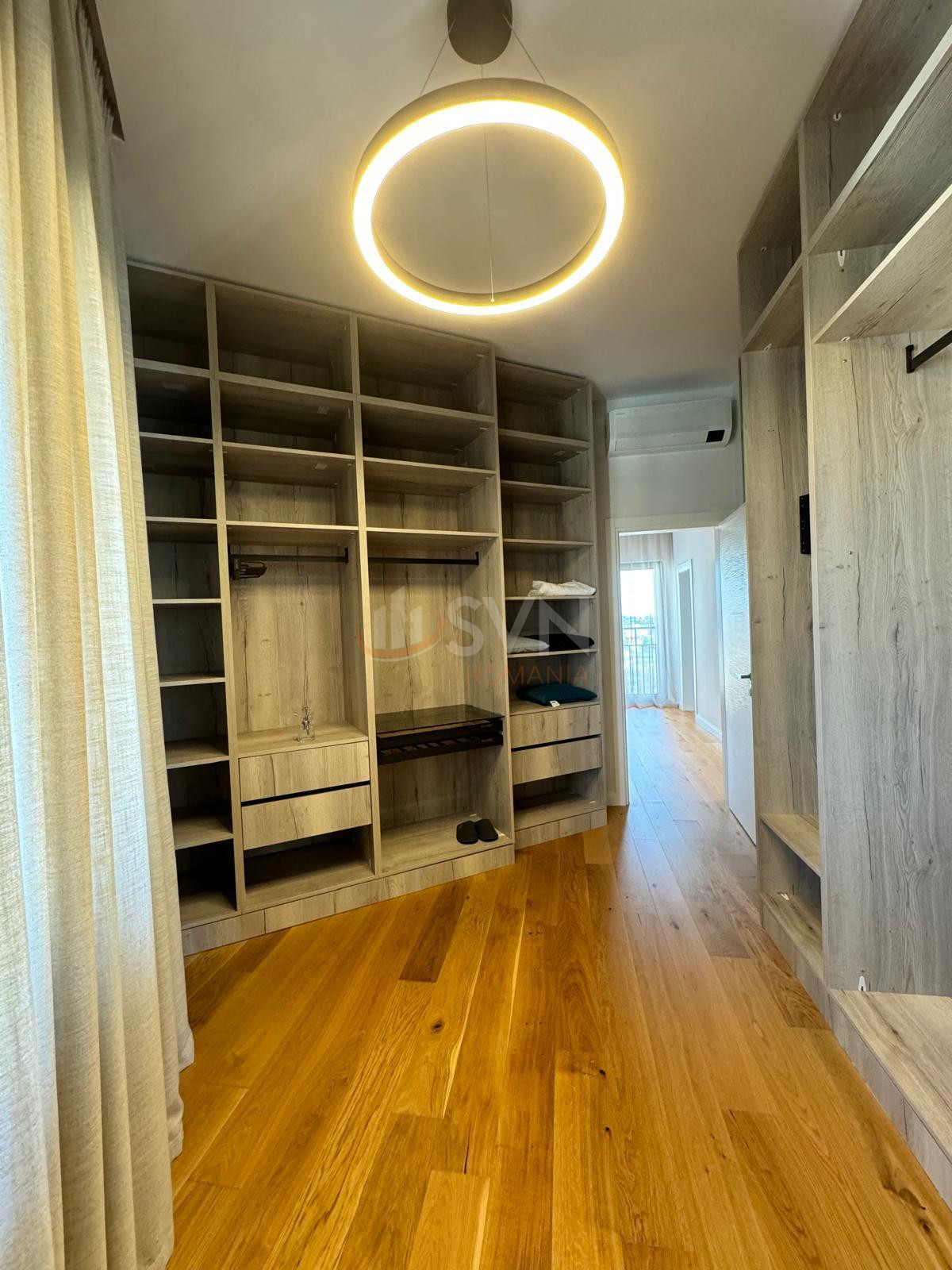 5 camere cu loc parcare subteran inclus Bucuresti/Herastrau