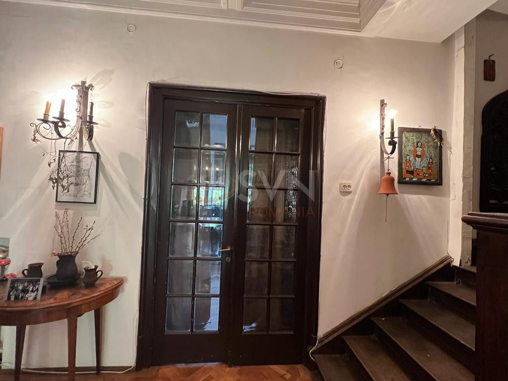 6 camere cu loc parcare exterior inclus Bucuresti/Capitale