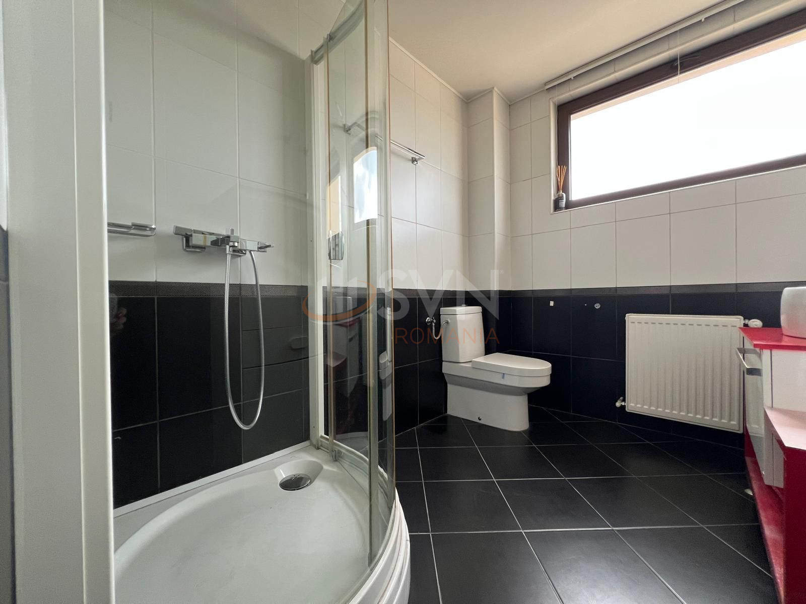 6 camere cu loc parcare exterior inclus Bucuresti/Sisesti