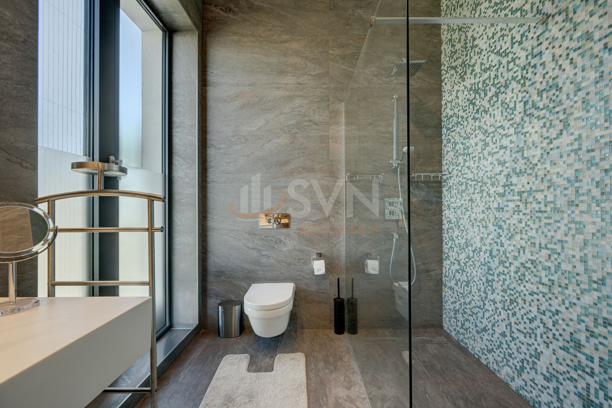 6 camere cu loc parcare subteran inclus Bucuresti/Herastrau