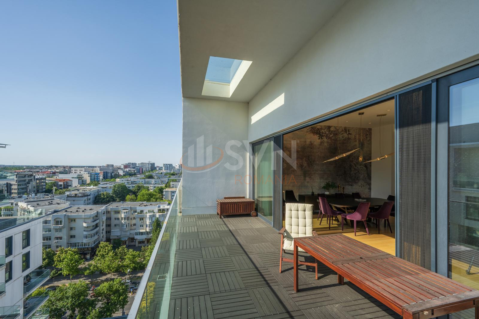 6 camere cu loc parcare subteran inclus Bucuresti/Herastrau