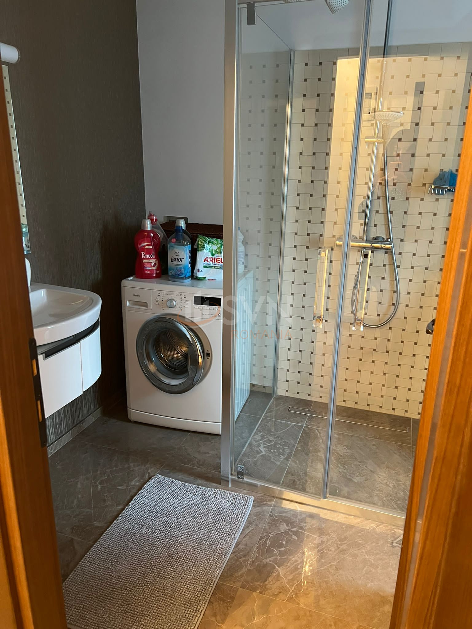 6 camere cu loc parcare subteran inclus Bucuresti/Domenii