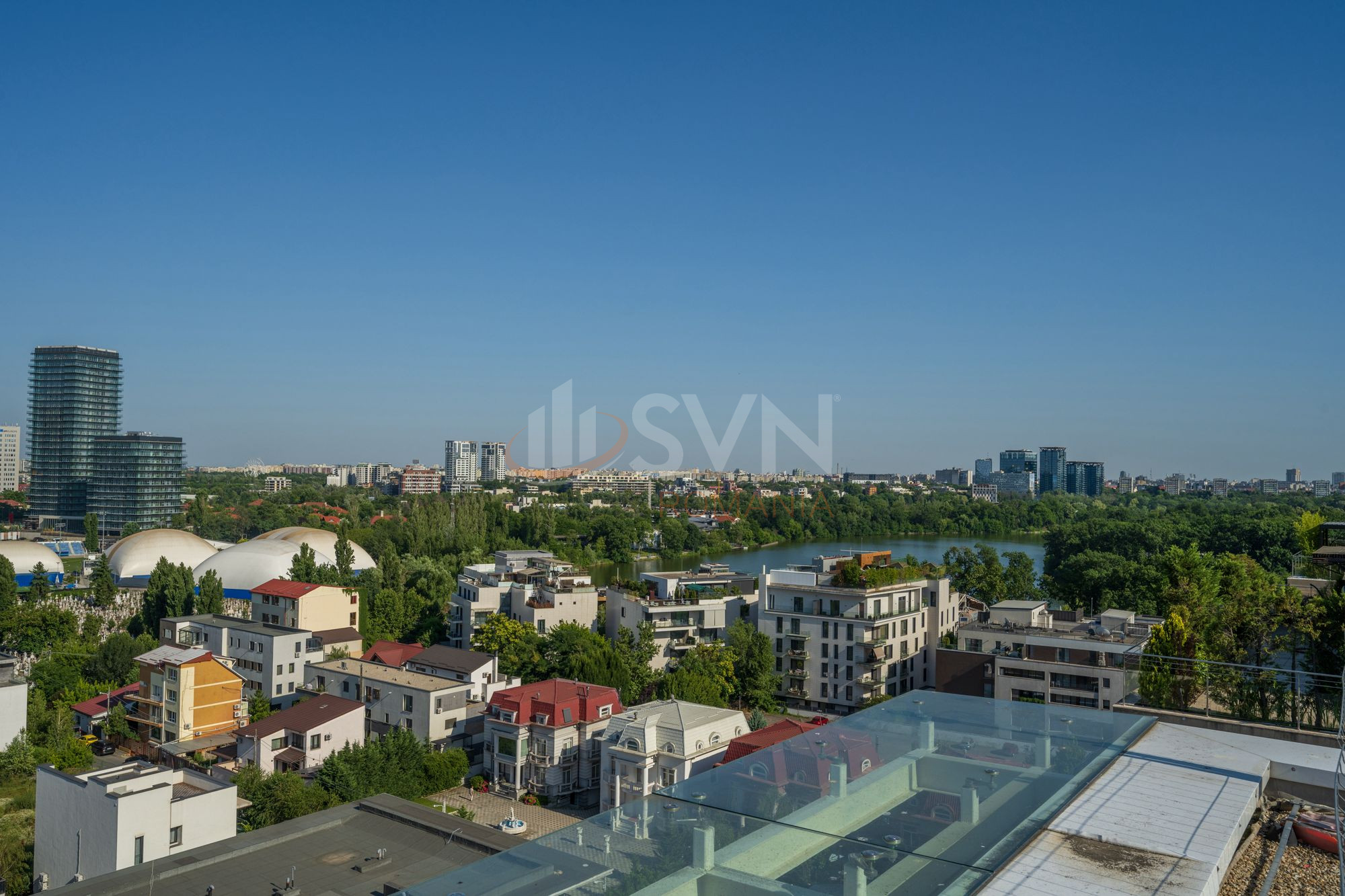 6 camere cu loc parcare subteran inclus Bucuresti/Herastrau