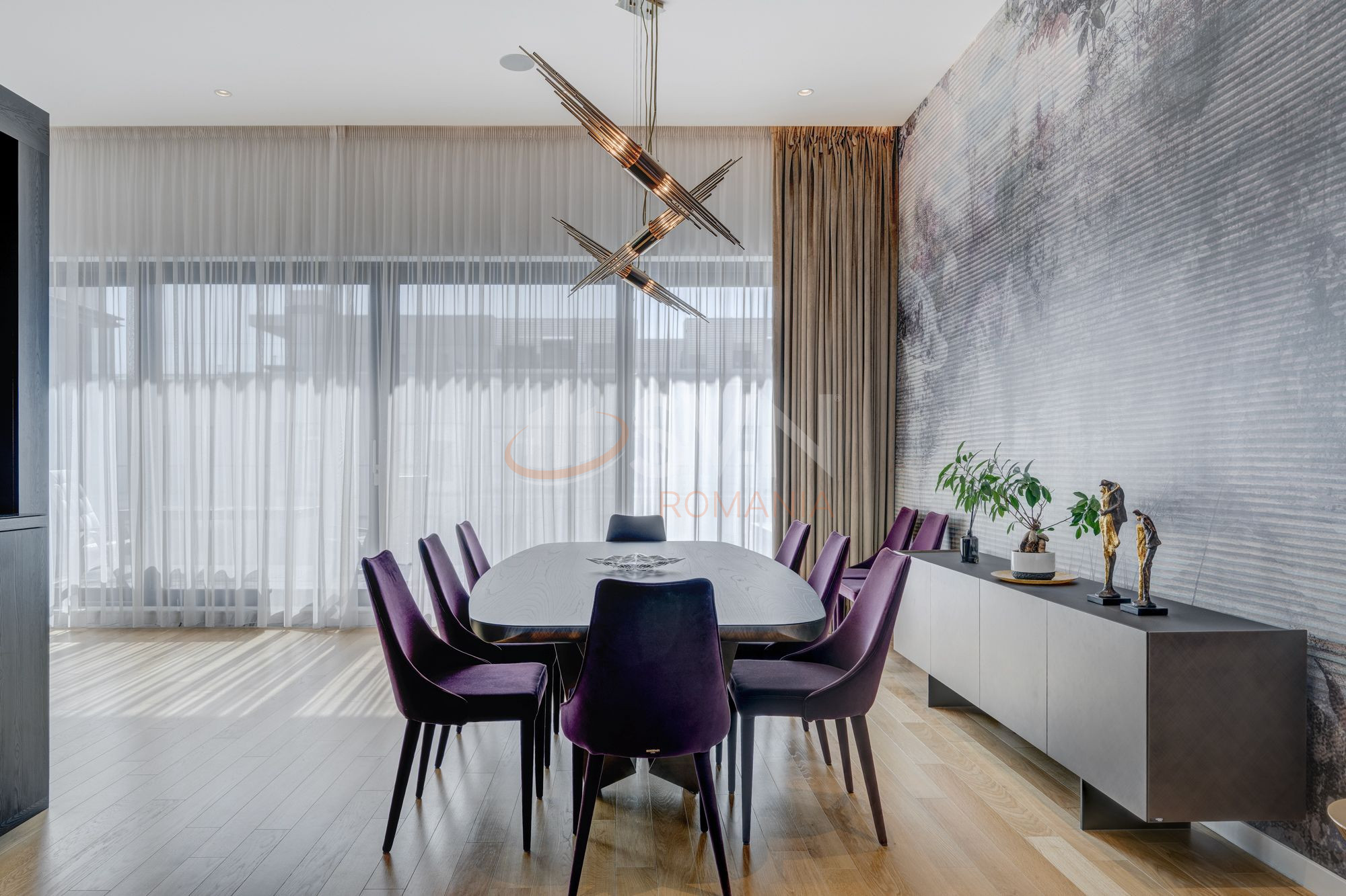 6 camere cu loc parcare subteran inclus Bucuresti/Herastrau