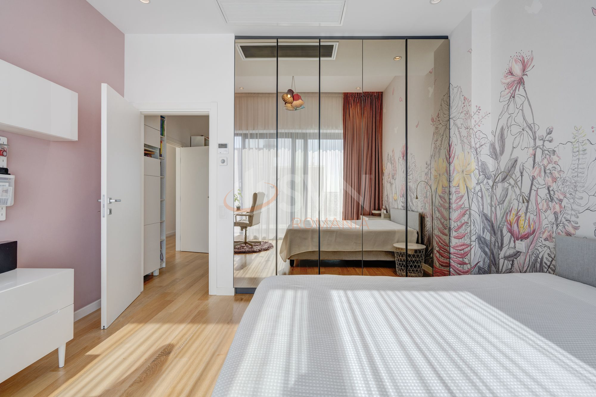 6 camere cu loc parcare subteran inclus Bucuresti/Herastrau