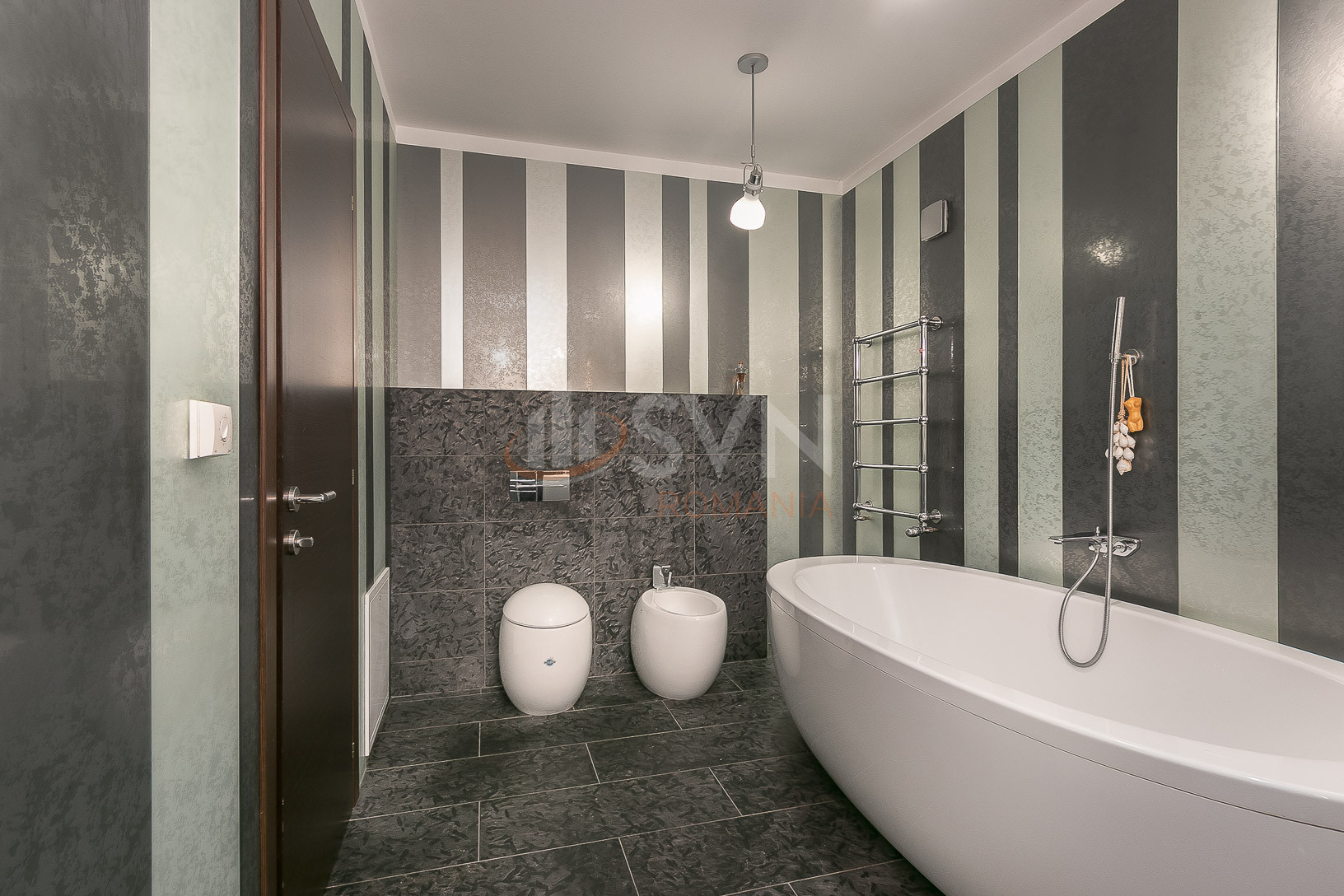 6 camere cu loc parcare subteran inclus Bucuresti/Floreasca