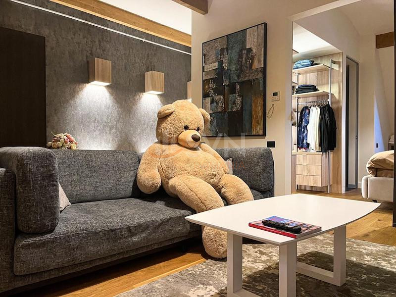 6 camere cu loc parcare subteran inclus Bucuresti/Baneasa