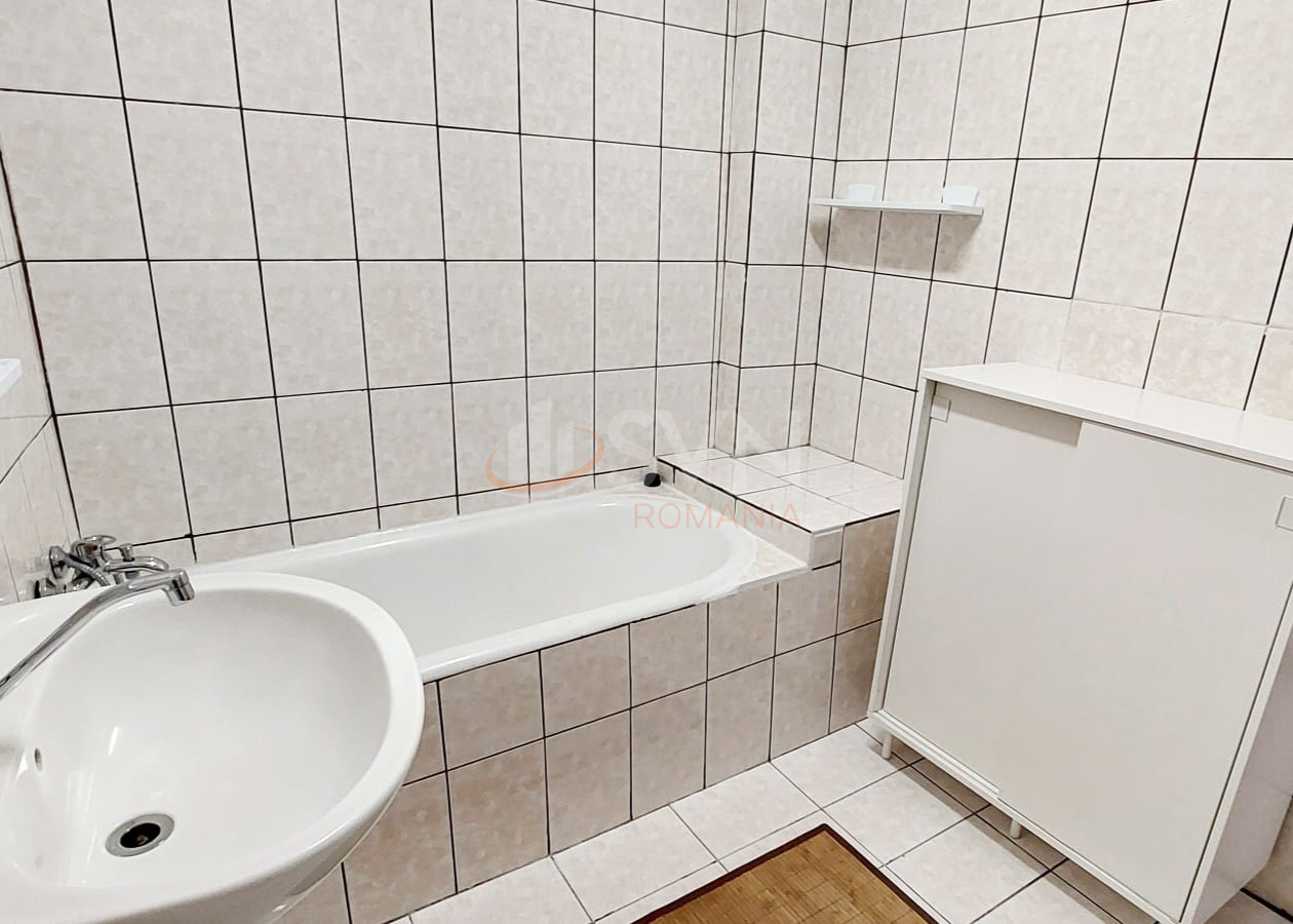 7 camere cu loc parcare exterior inclus Bucuresti/Stefan Cel Mare