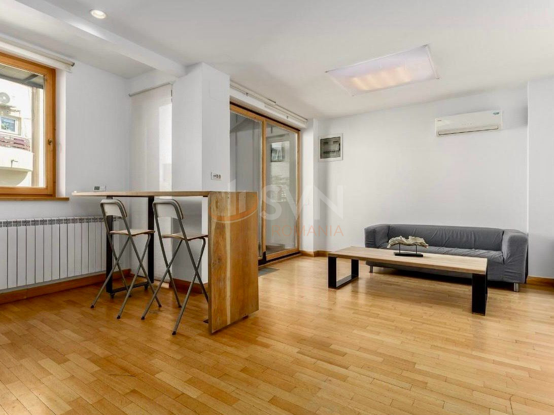 7 camere cu loc parcare exterior inclus Bucuresti/Foisorul De Foc