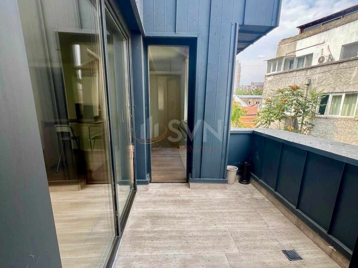 7 camere cu loc parcare exterior inclus Bucuresti/Foisorul De Foc