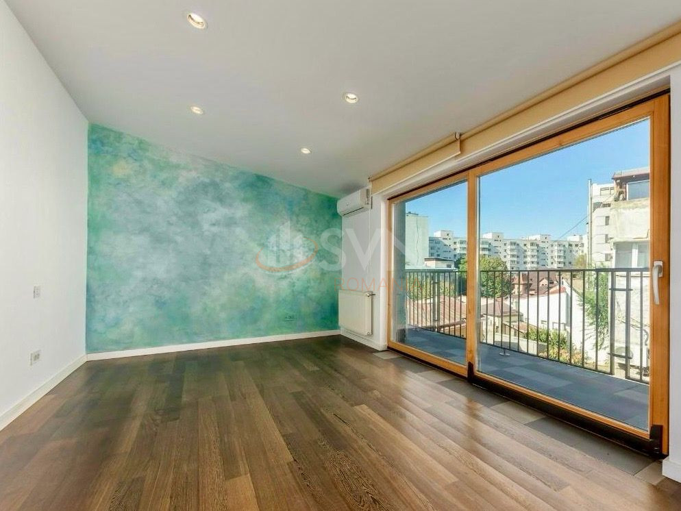 7 camere cu loc parcare exterior inclus Bucuresti/Foisorul De Foc