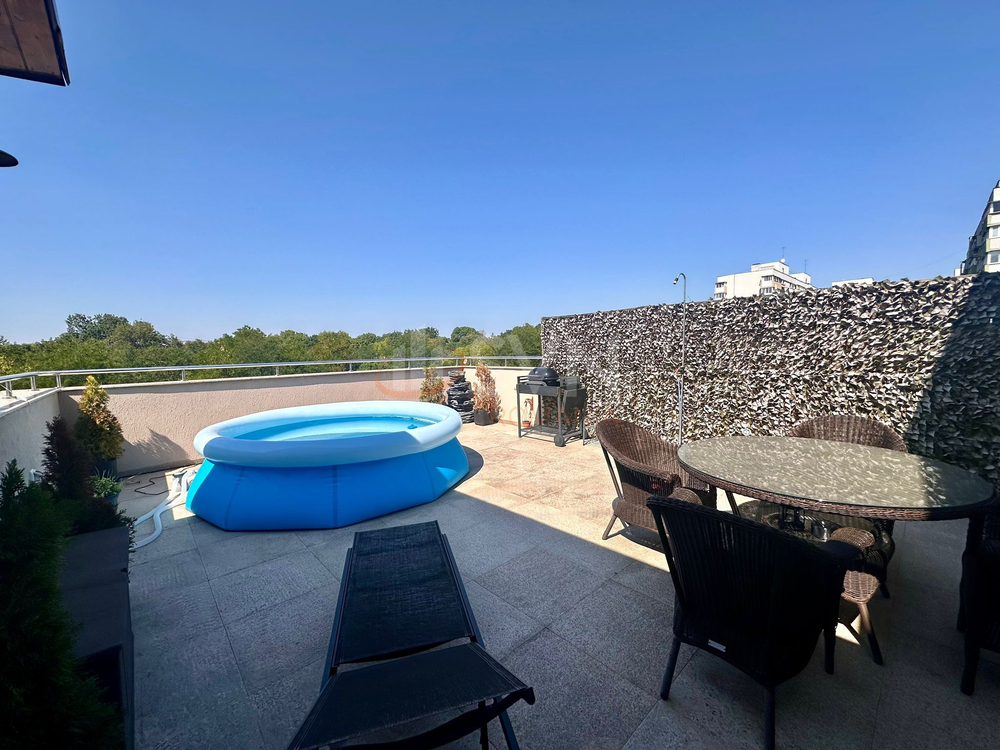 7 camere cu loc parcare exterior inclus Bucuresti/Bucurestii Noi