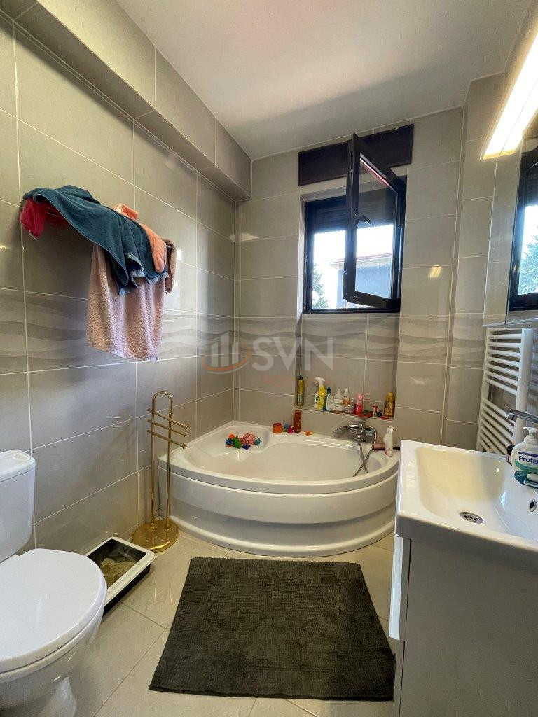 8 camere cu loc parcare exterior inclus Bucuresti/Polona