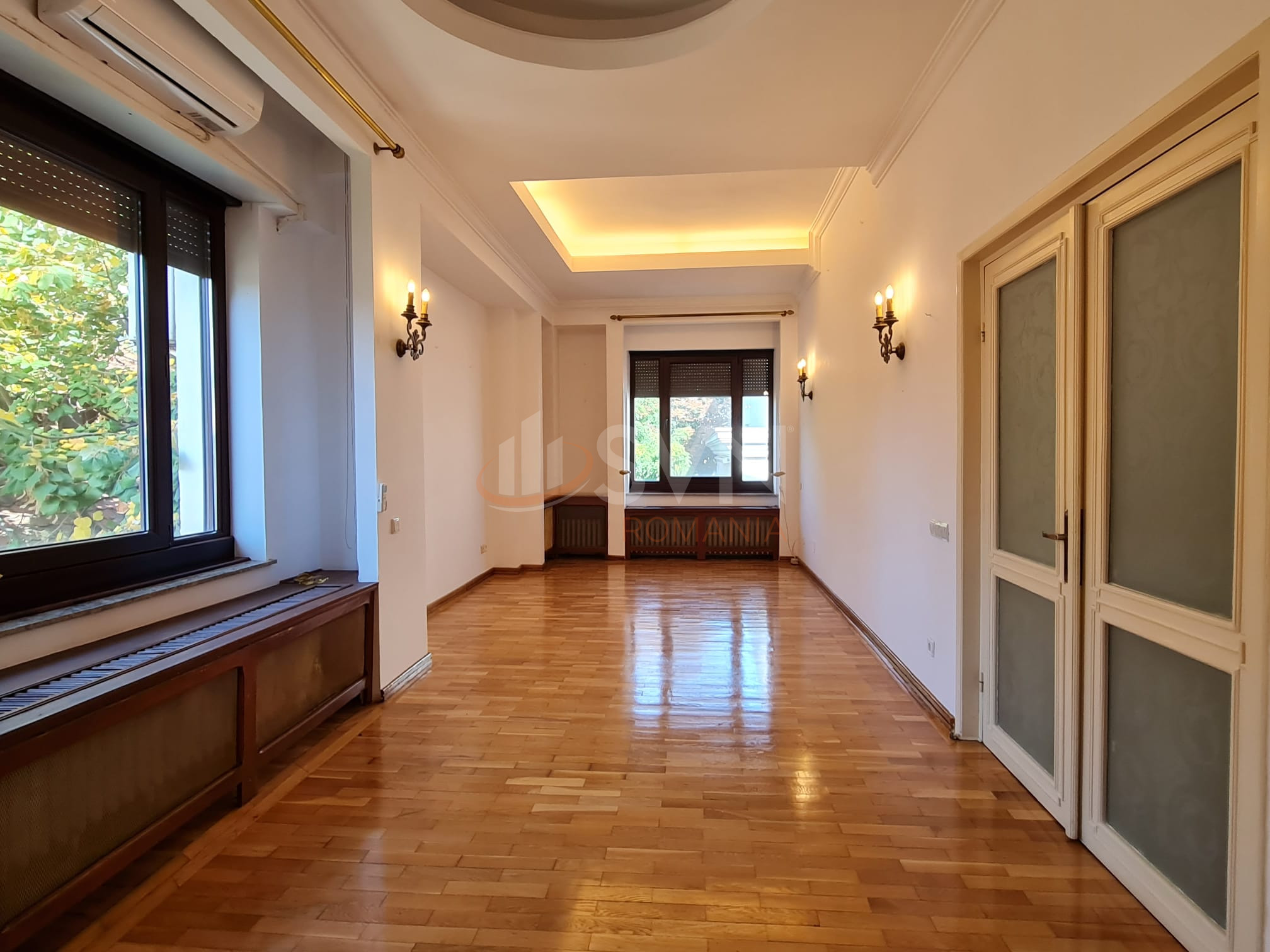 Apartament, 10 camere Bucuresti/Televiziune