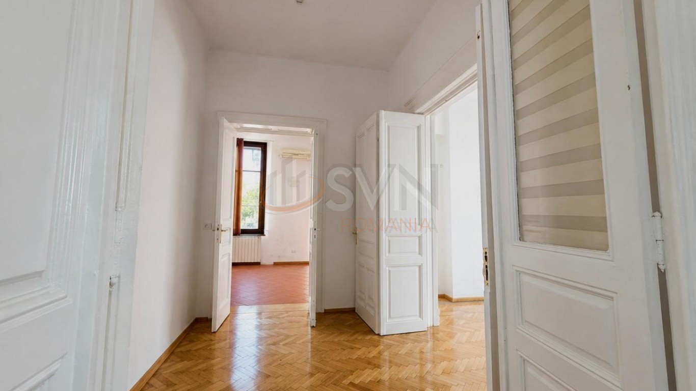Apartament, 15 camere Bucuresti/P-ta Unirii