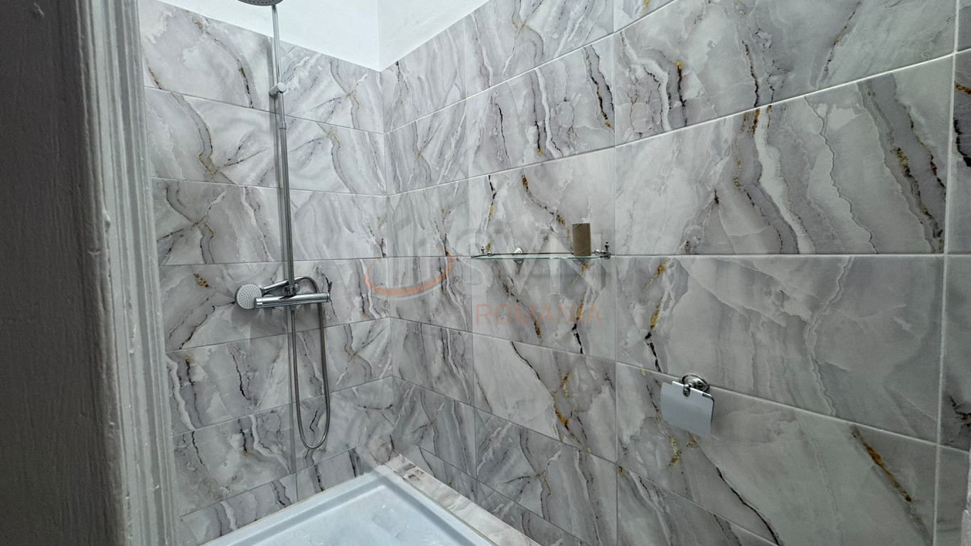 Apartament, 15 camere Bucuresti/P-ta Unirii