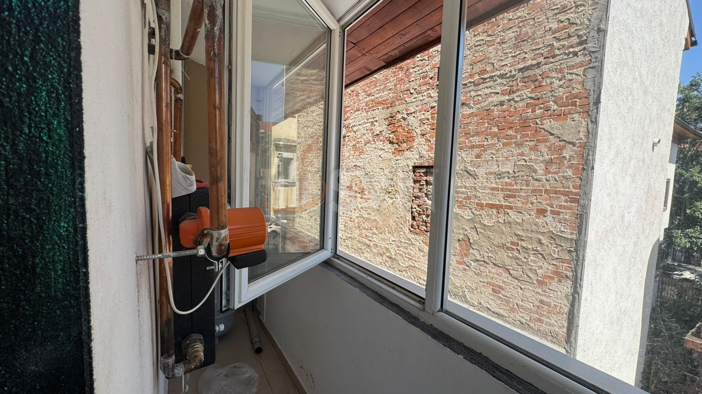 Apartament, 15 camere Bucuresti/P-ta Unirii