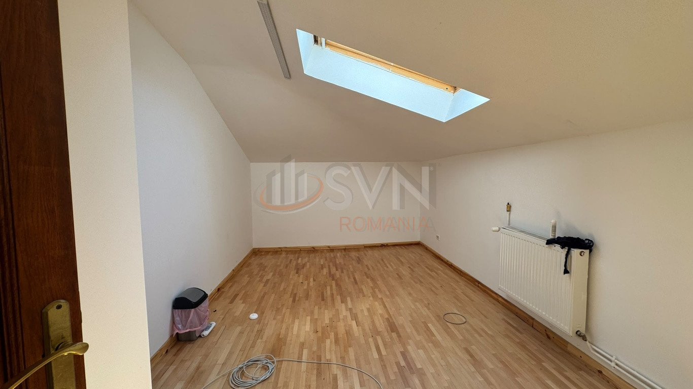 Apartament, 15 camere Bucuresti/P-ta Unirii