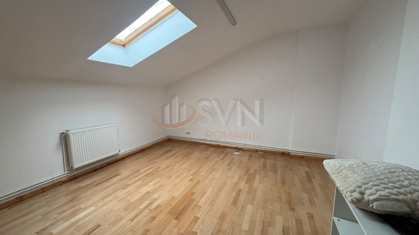 Apartament, 15 camere Bucuresti/P-ta Unirii