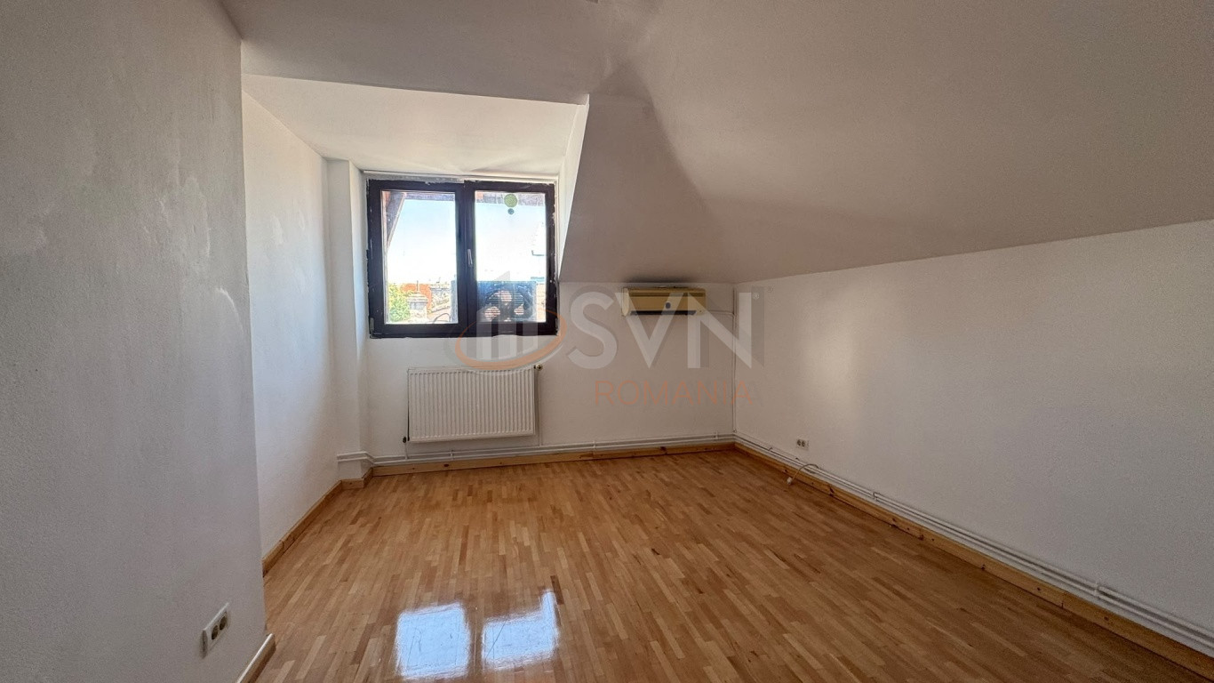 Apartament, 15 camere Bucuresti/P-ta Unirii