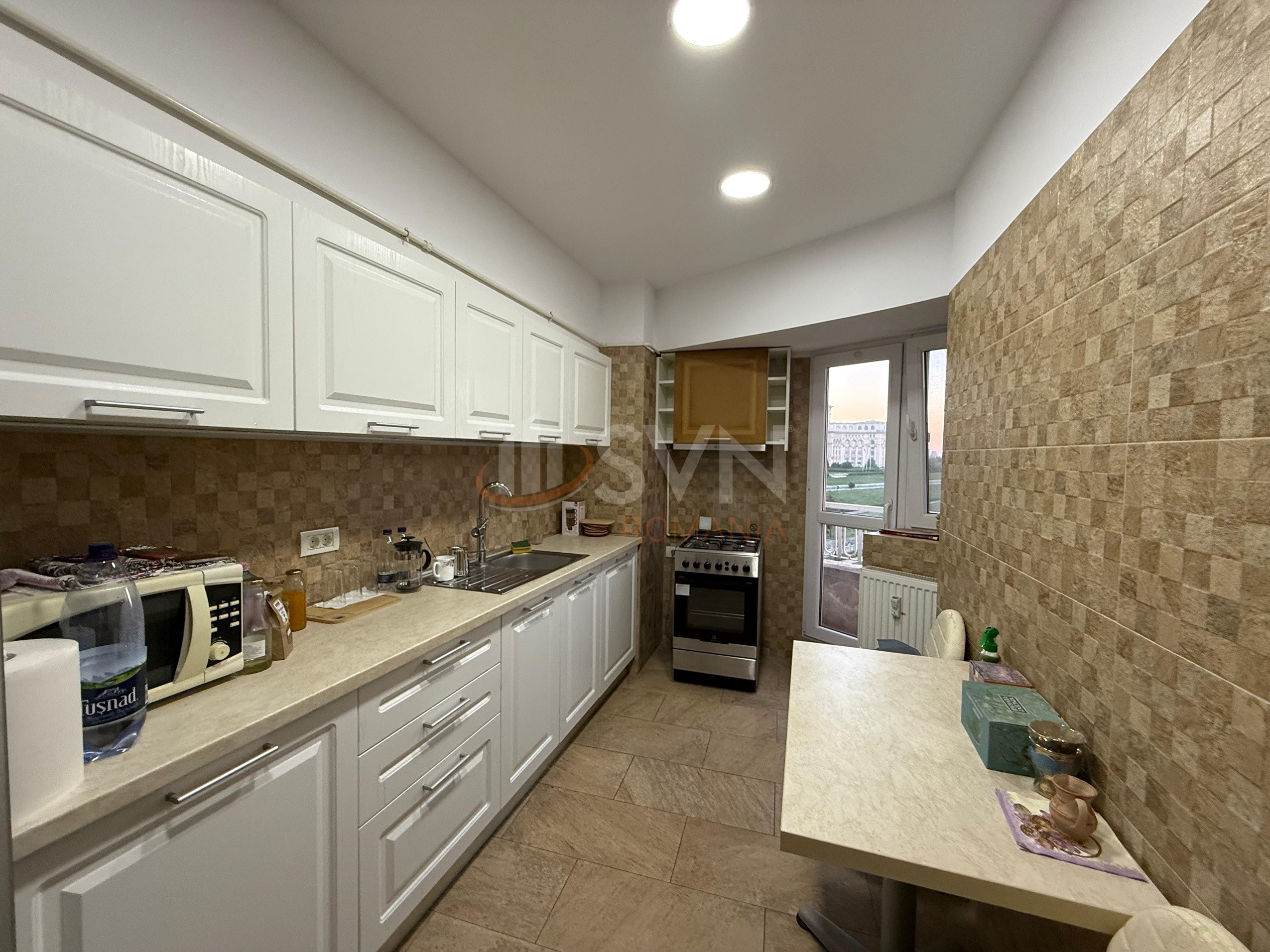 Apartament, 2 camere Bucuresti/Piata Unirii (s3)