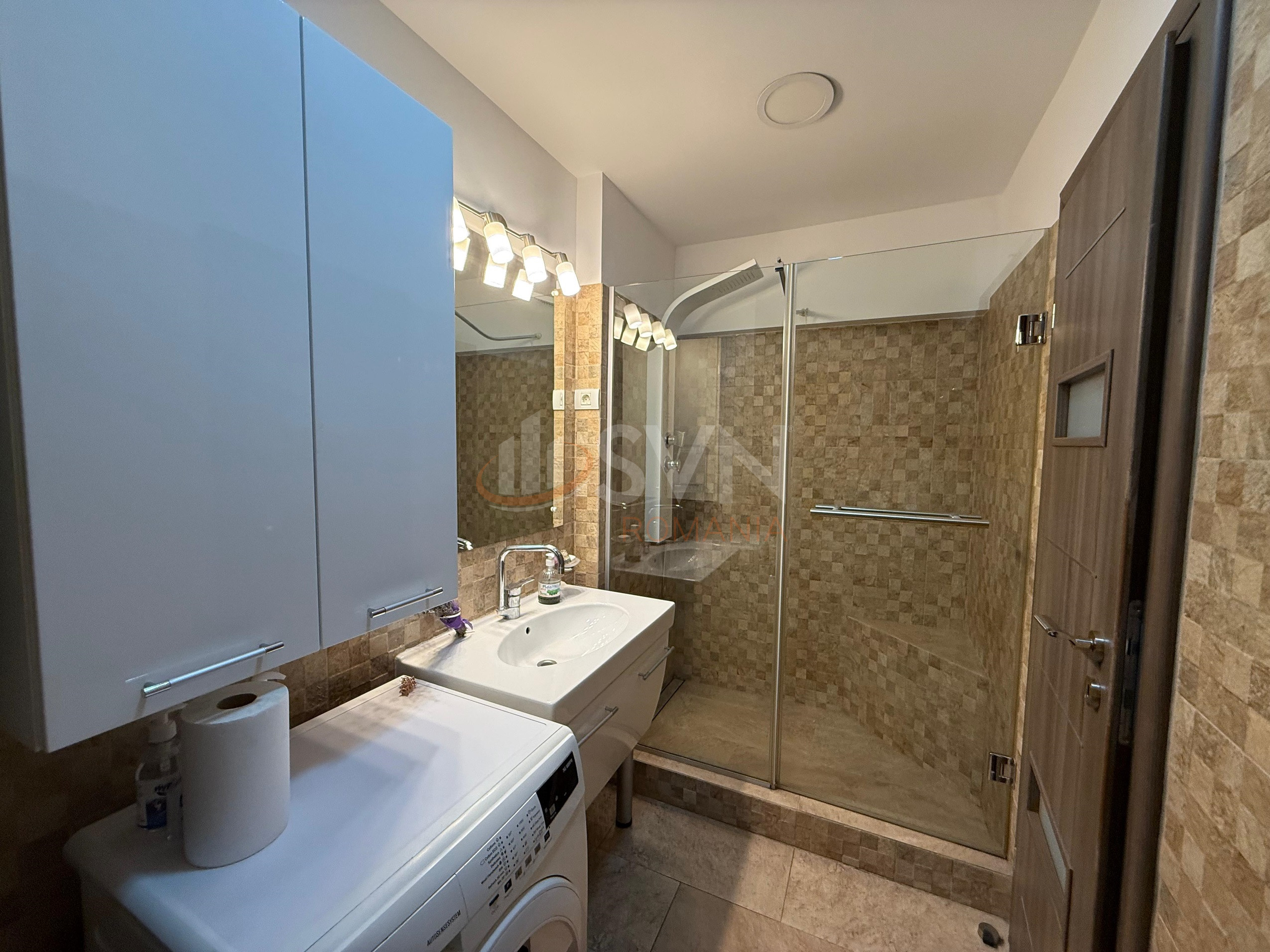 Apartament, 2 camere Bucuresti/Piata Unirii (s3)