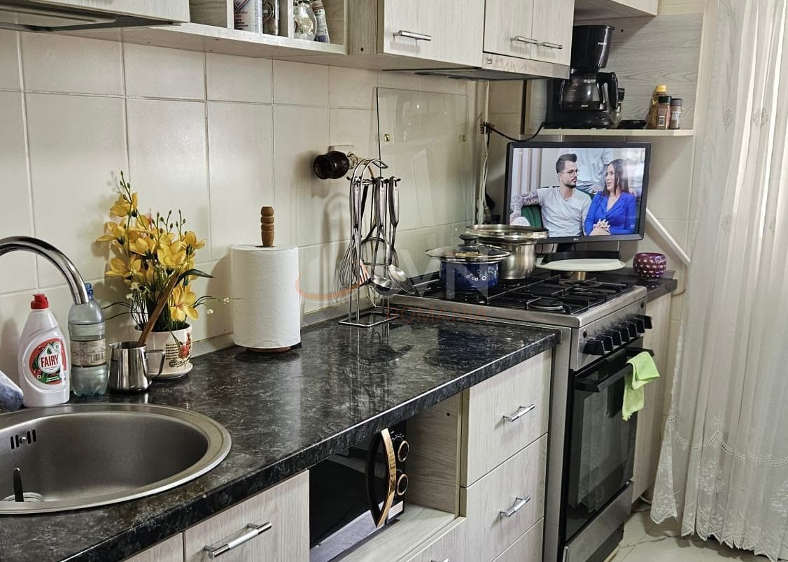 Apartament, 2 camere Bucuresti/Titan