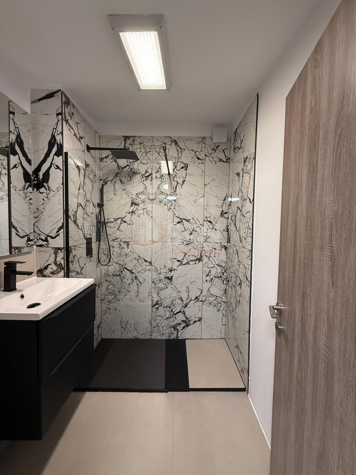 Apartament, 2 camere Bucuresti/Calea Calarasilor