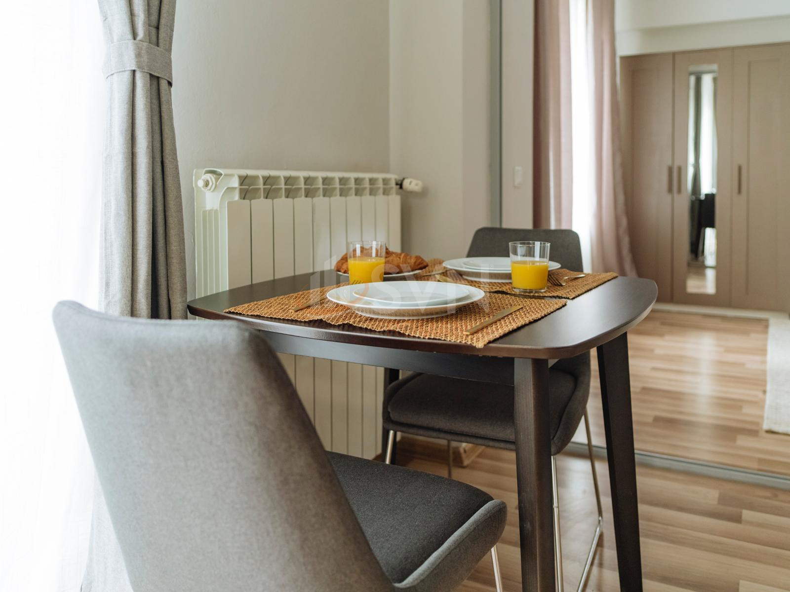 Apartament, 2 camere Bucuresti/Universitate (s1)