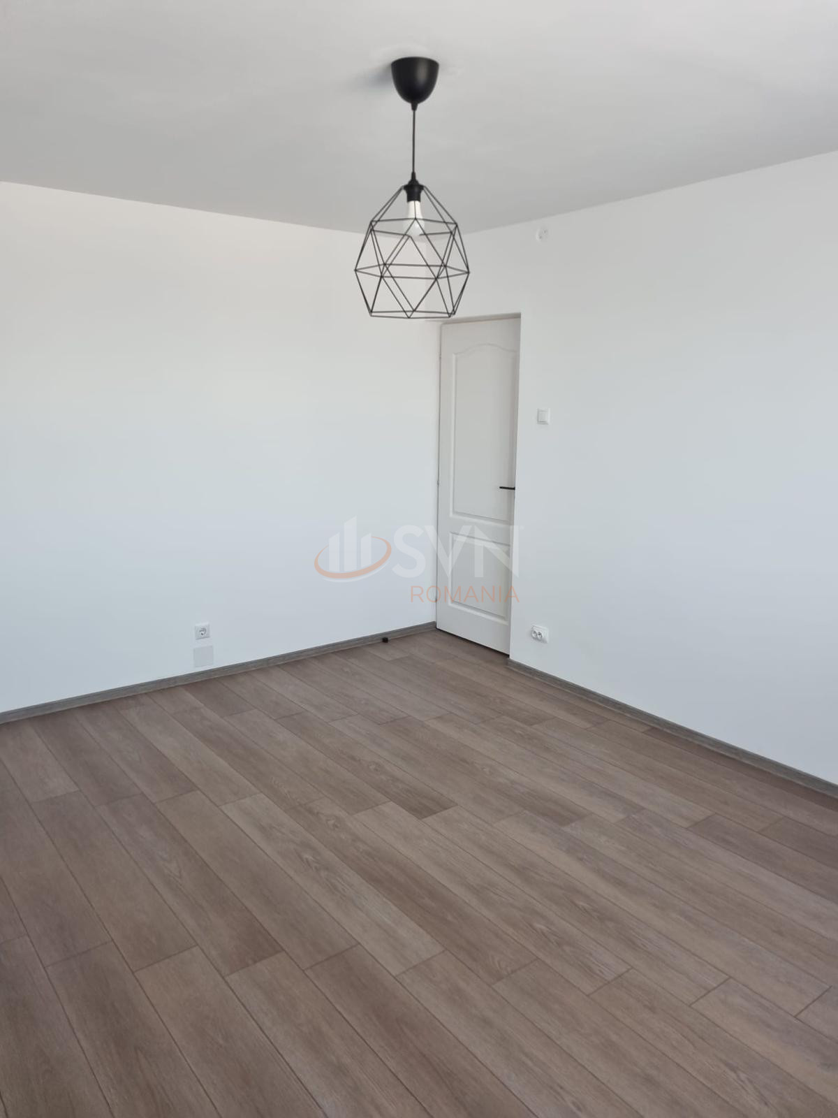Apartament, 2 camere Bucuresti/Piata Unirii (s3)