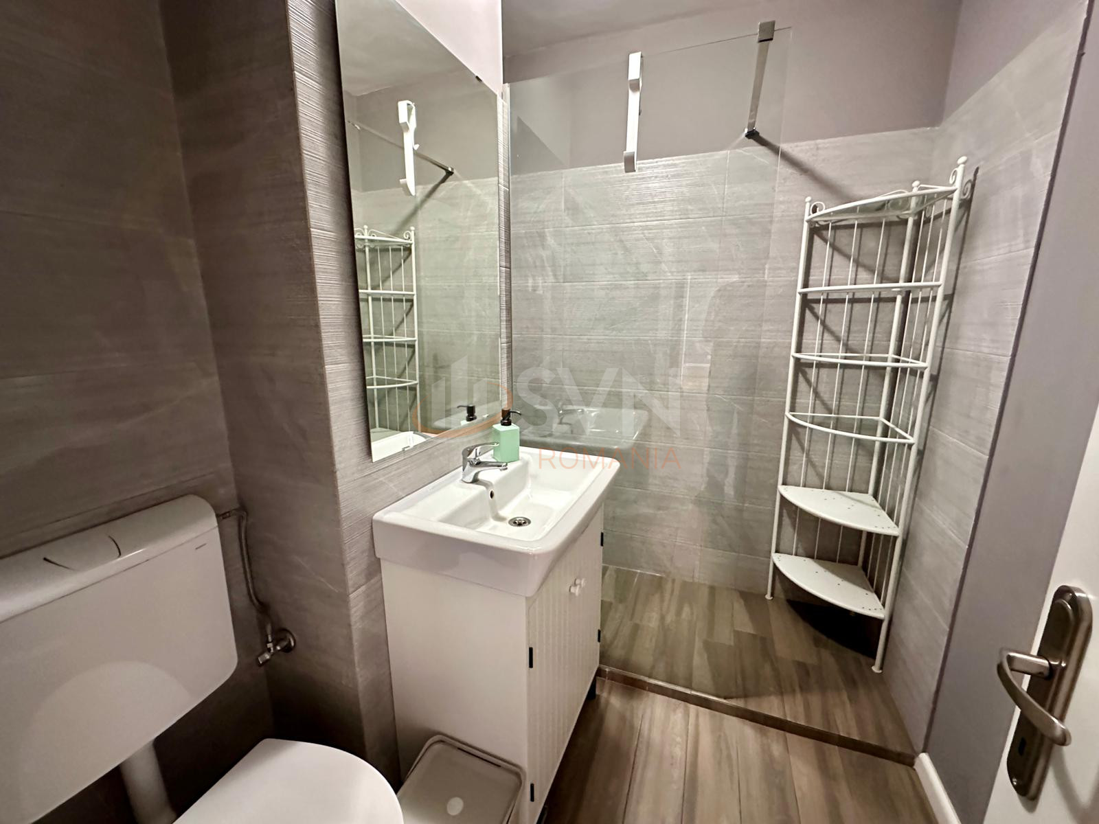 Apartament, 2 camere Bucuresti/Piata Unirii (s3)