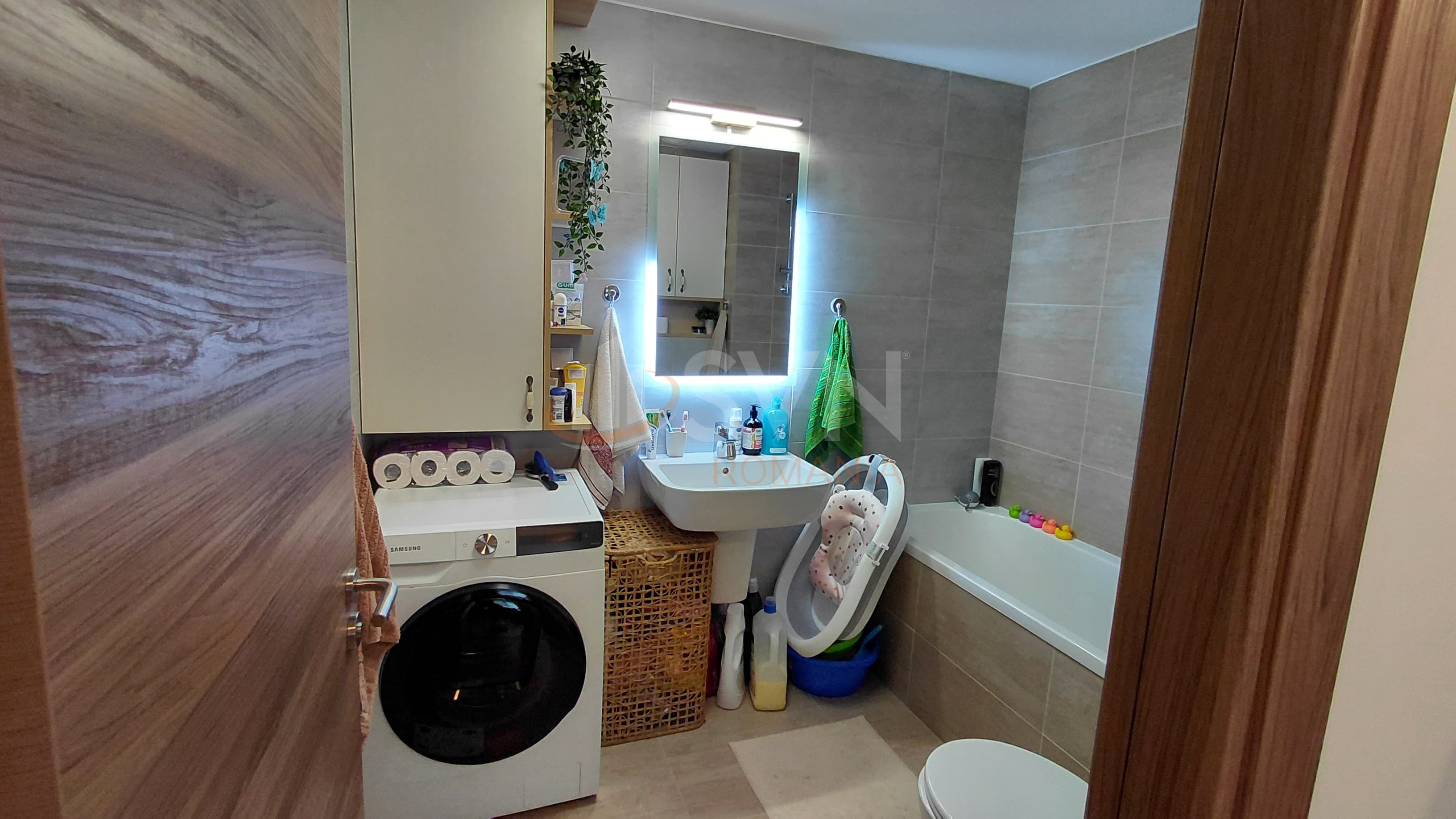 Apartament, 2 camere Bucuresti/Titan