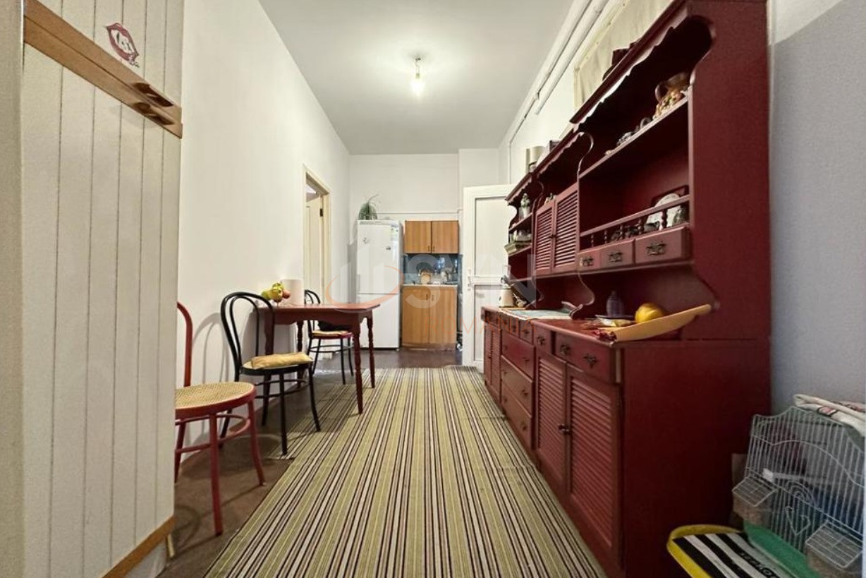 Apartament, 2 camere Bucuresti/Piata Unirii (s3)