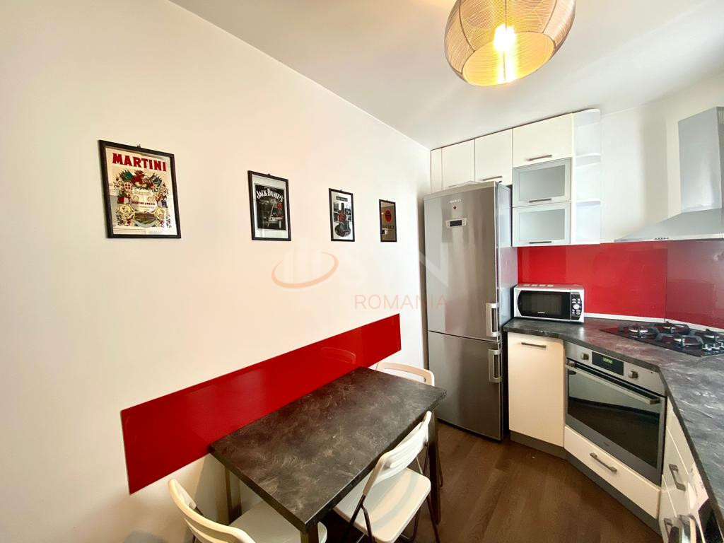 Apartament, 2 camere Bucuresti/Piata Unirii (s3)