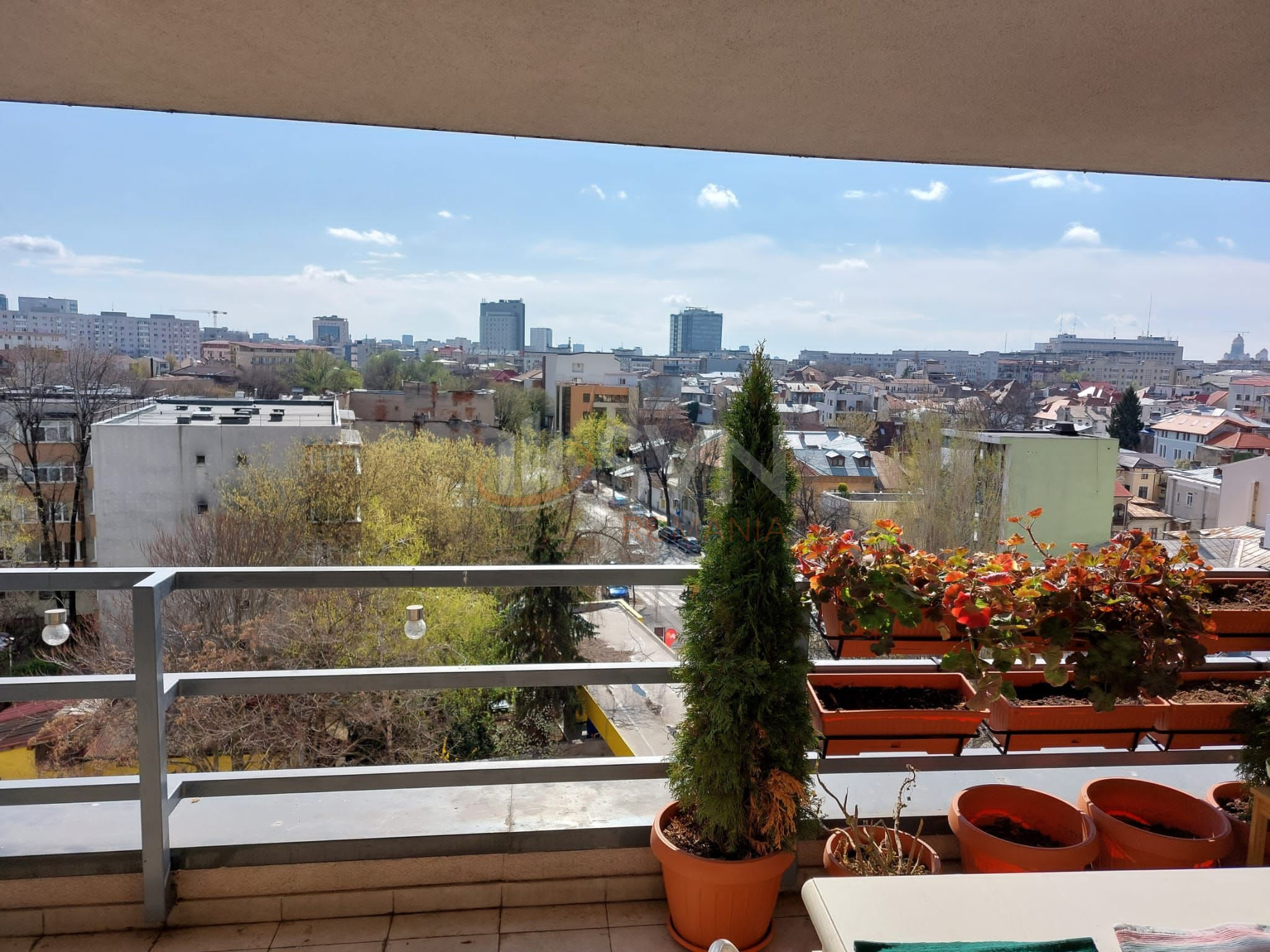 Apartament, 2 camere Bucuresti/Piata Victoriei