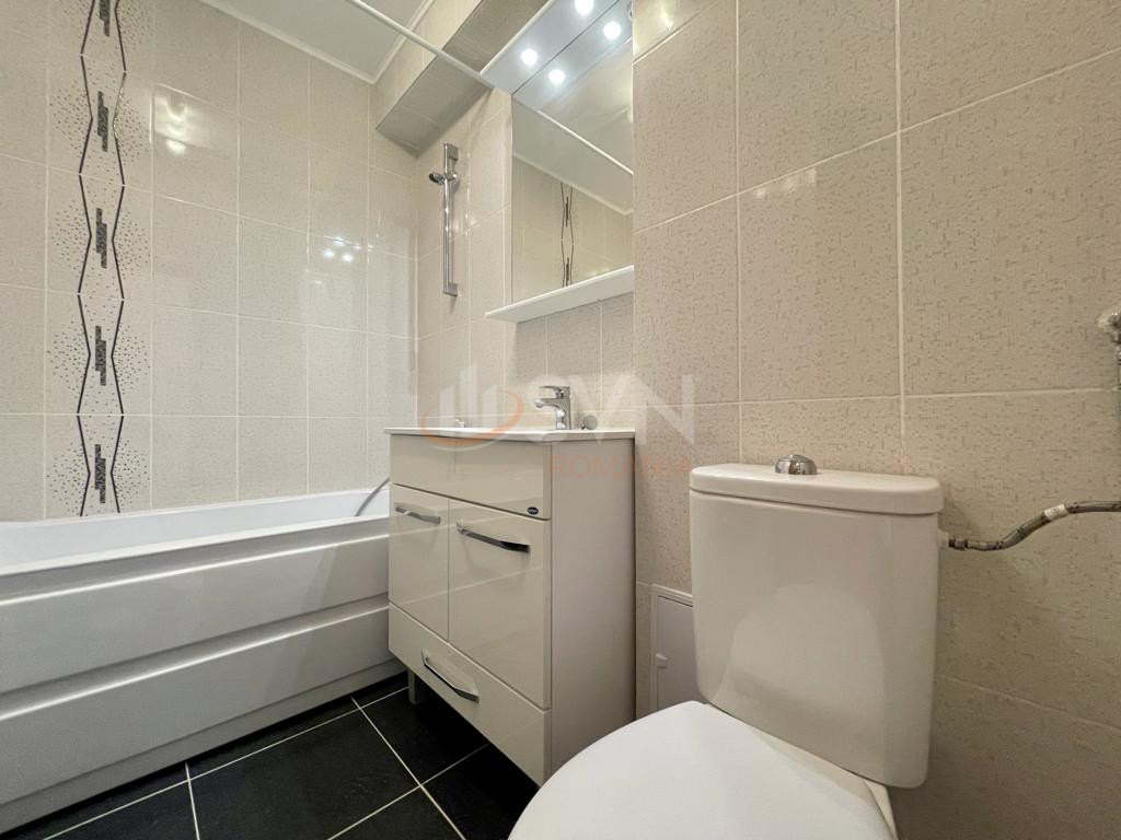 Apartament, 2 camere Bucuresti/Piata Unirii (s3)