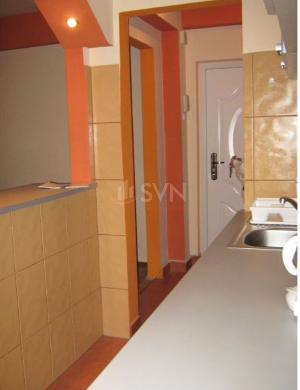 Apartament, 2 camere Bucuresti/Universitate (s1)