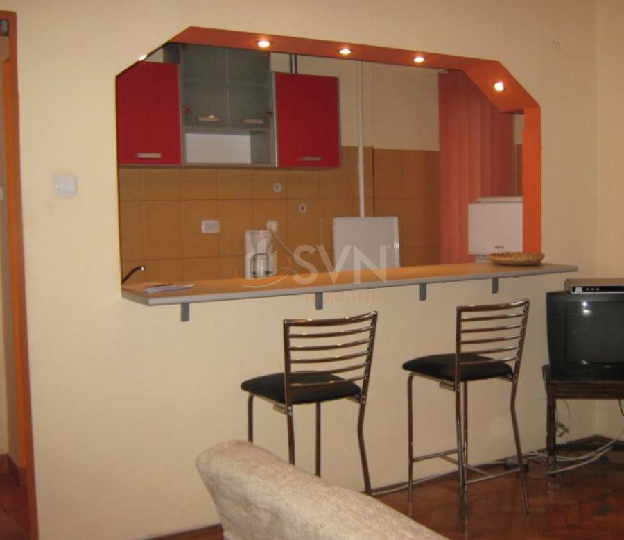 Apartament, 2 camere Bucuresti/Universitate (s1)