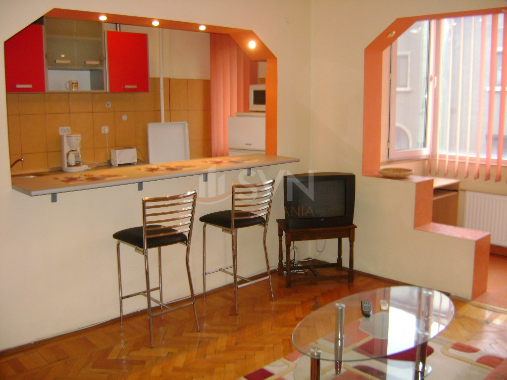 Apartament, 2 camere Bucuresti/Universitate (s1)