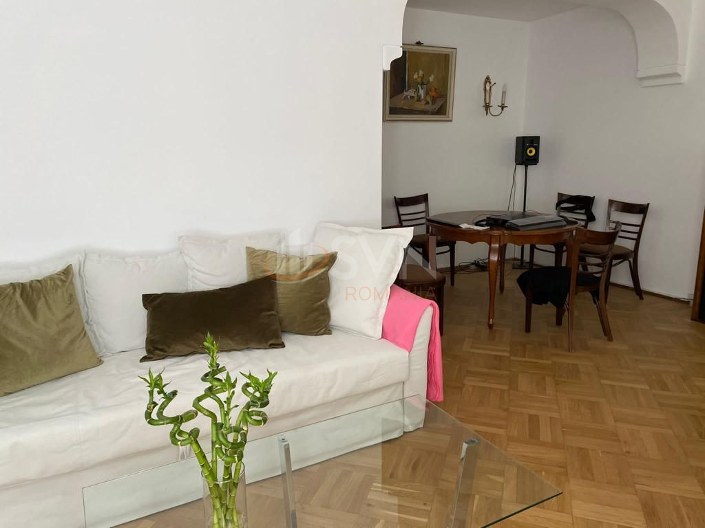 Apartament, 2 camere Bucuresti/Calea Victoriei