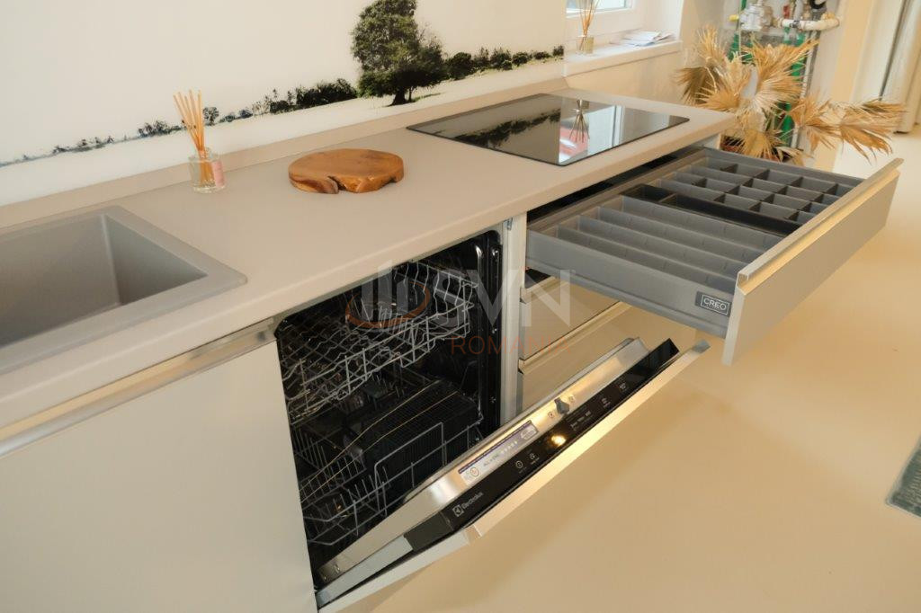 Apartament, 2 camere Bucuresti/Sisesti